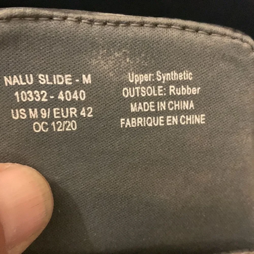 Olukia, sandals “NALU SLIDE”, size 9,  Velcro adjustable fronts, great condition